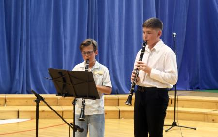 PRIREDITEV OB DNEVU DRŽAVNOSTI IN ZAKLJUČKU ŠOLSKEGA LETA 01 FOTO LJUBO VUKELIČ